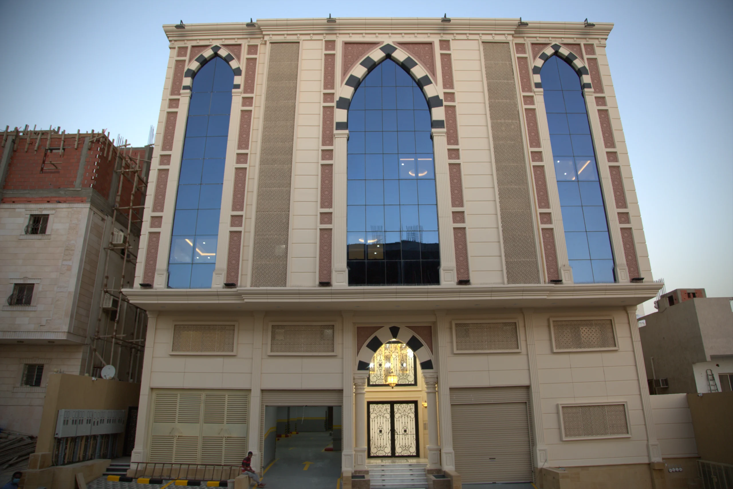 عمارة سكنية فندقية – مكة المكرمة
